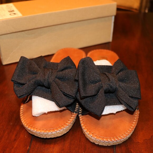 FINAL OFFER! - NIB Black Bow Summer Sandals Flats - EU 39/US 8.5 - Picture 2 of 7